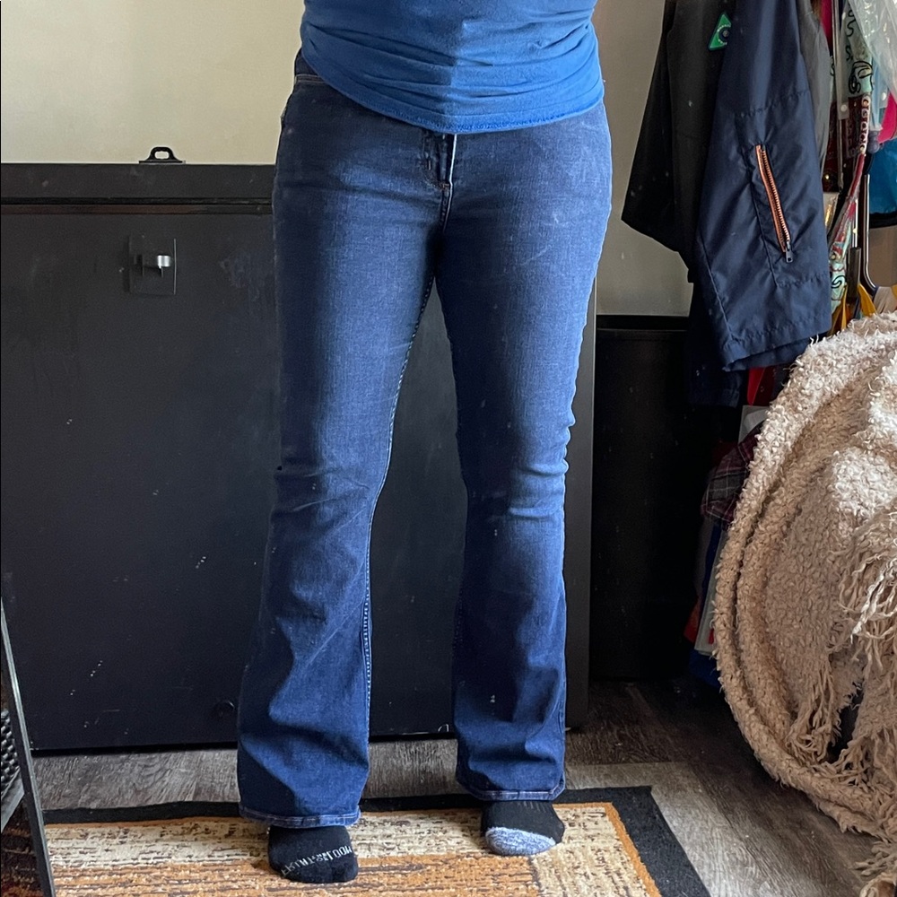Silver “Mazy” Dark Flare Jeans